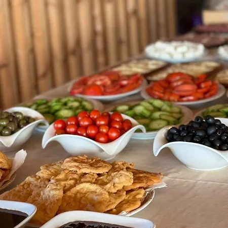 Shpija E Gjyshit Canaj