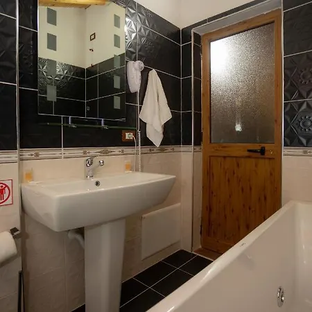 Hotel Shpija E Gjyshit