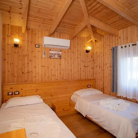 Shpija E Gjyshit Hotel 3*