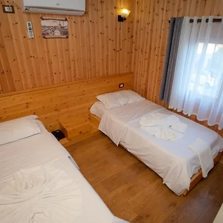 Shpija E Gjyshit Hotel Canaj