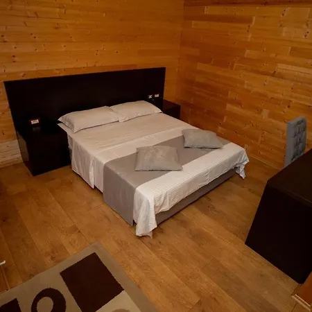 Shpija E Gjyshit Canaj