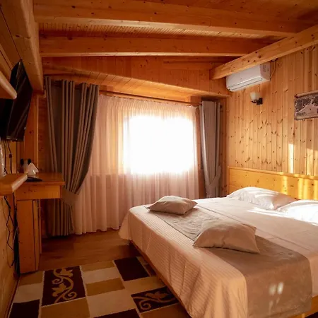 Shpija E Gjyshit Hotel