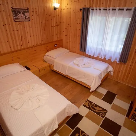 Hotel Shpija E Gjyshit