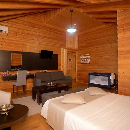 Hotel Shpija E Gjyshit Canaj