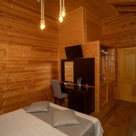 Hotel Shpija E Gjyshit Canaj