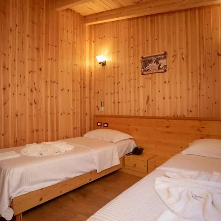 Shpija E Gjyshit 3*