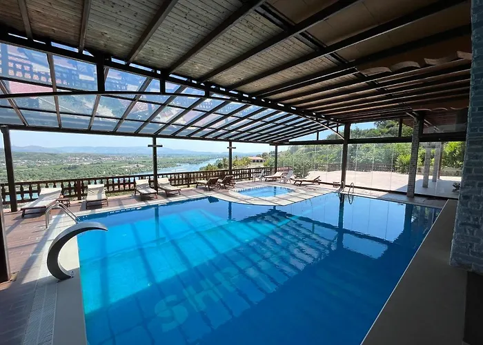Shpija E Gjyshit Hotel Canaj